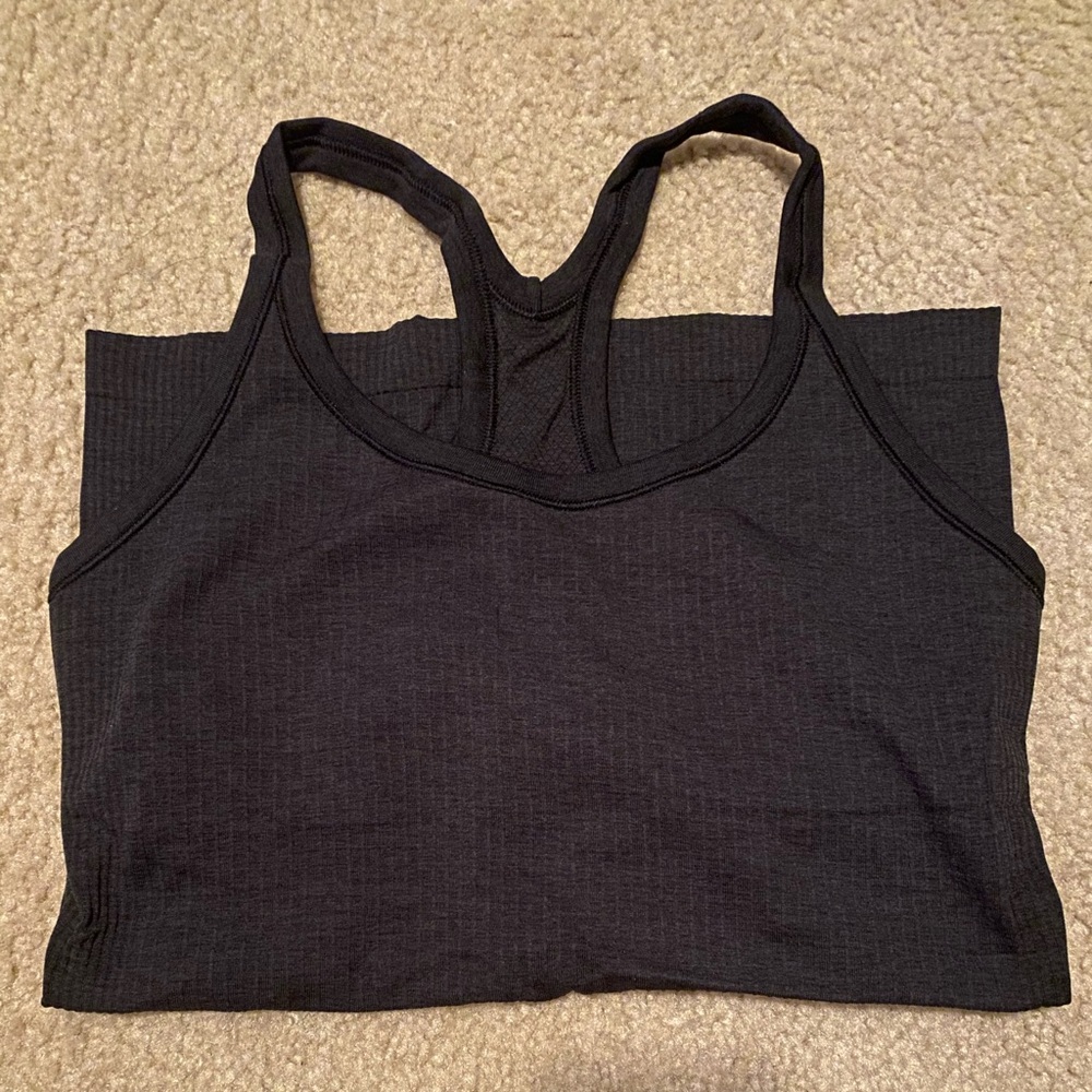 Lululemon Ebb to street Tank